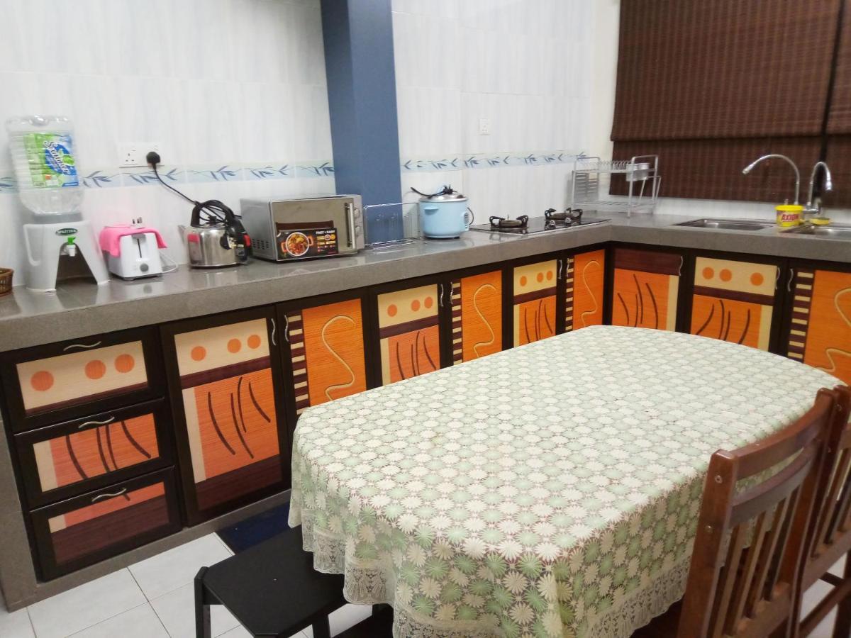 Aiman Homestay Port Dickson Ngoại thất bức ảnh