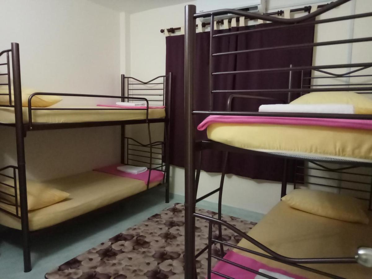 Aiman Homestay Port Dickson Ngoại thất bức ảnh