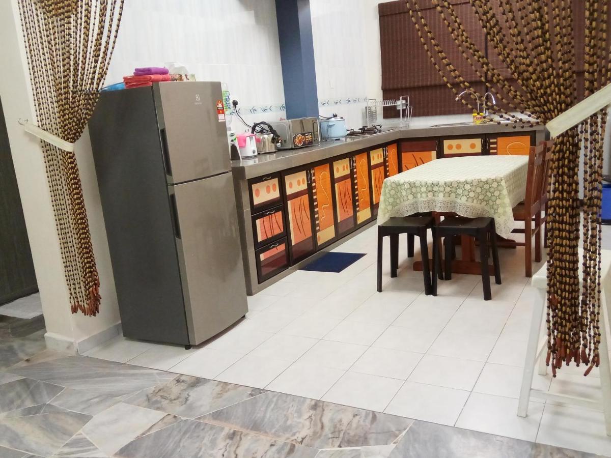 Aiman Homestay Port Dickson Ngoại thất bức ảnh
