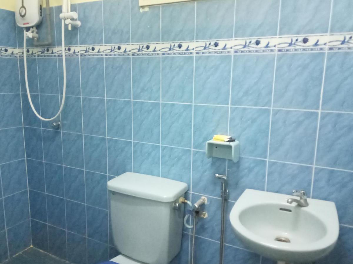 Aiman Homestay Port Dickson Ngoại thất bức ảnh